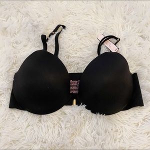 Brand New Victoria’s Secret Black Bra